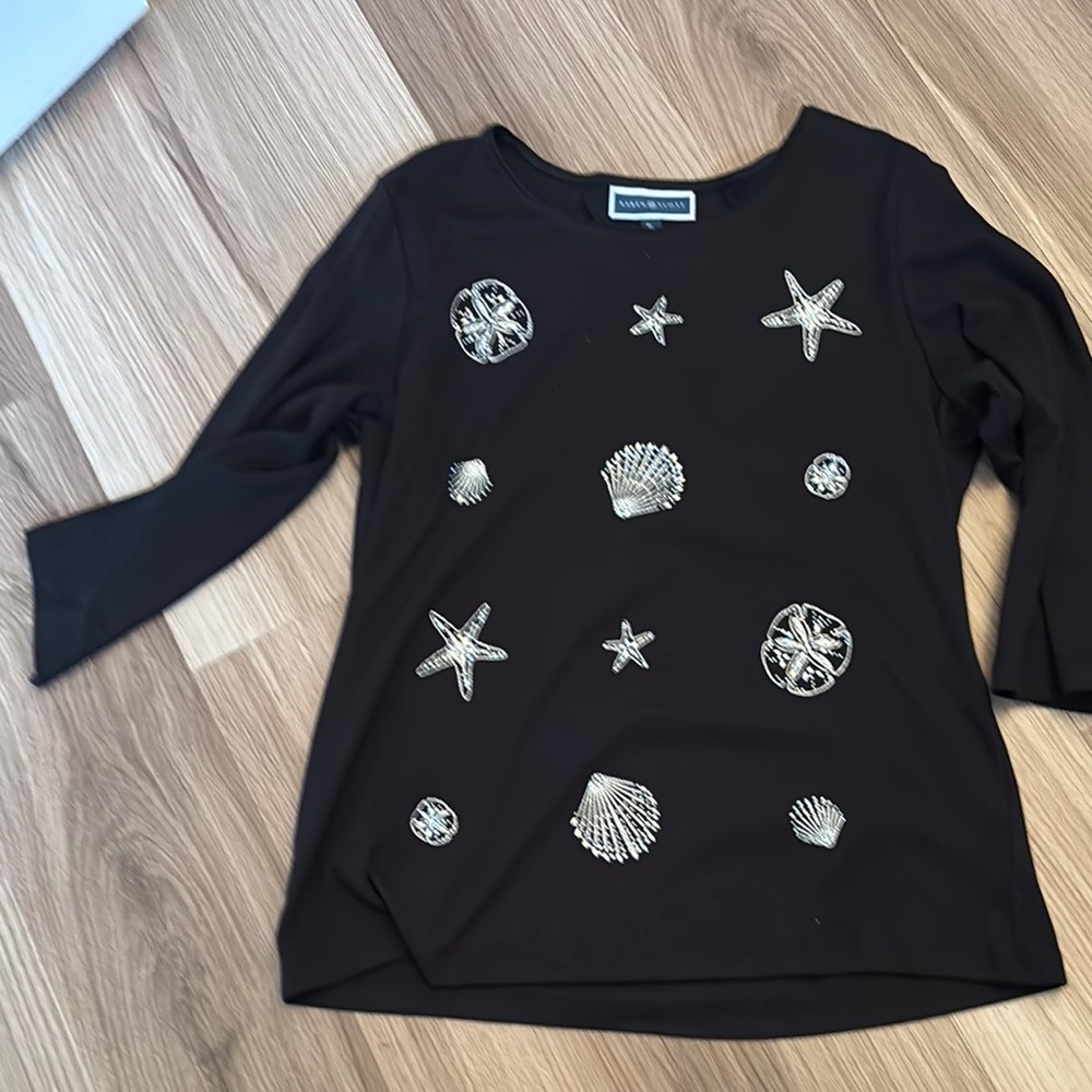 Karen Scott Black Ocean Motif Blouse